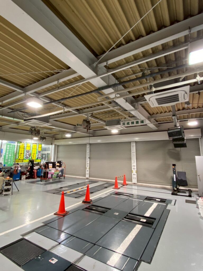 5馬力天カセエアコン3台新設工事(室外機屋根上)