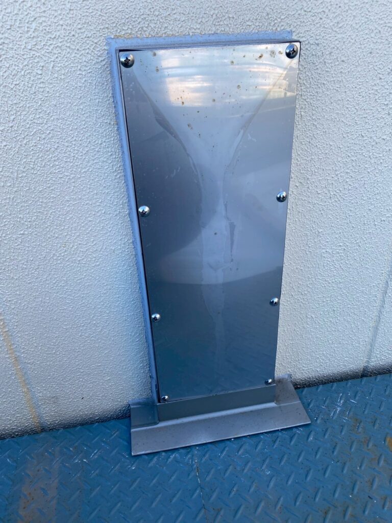 壁面配管貫通部ダクト製作